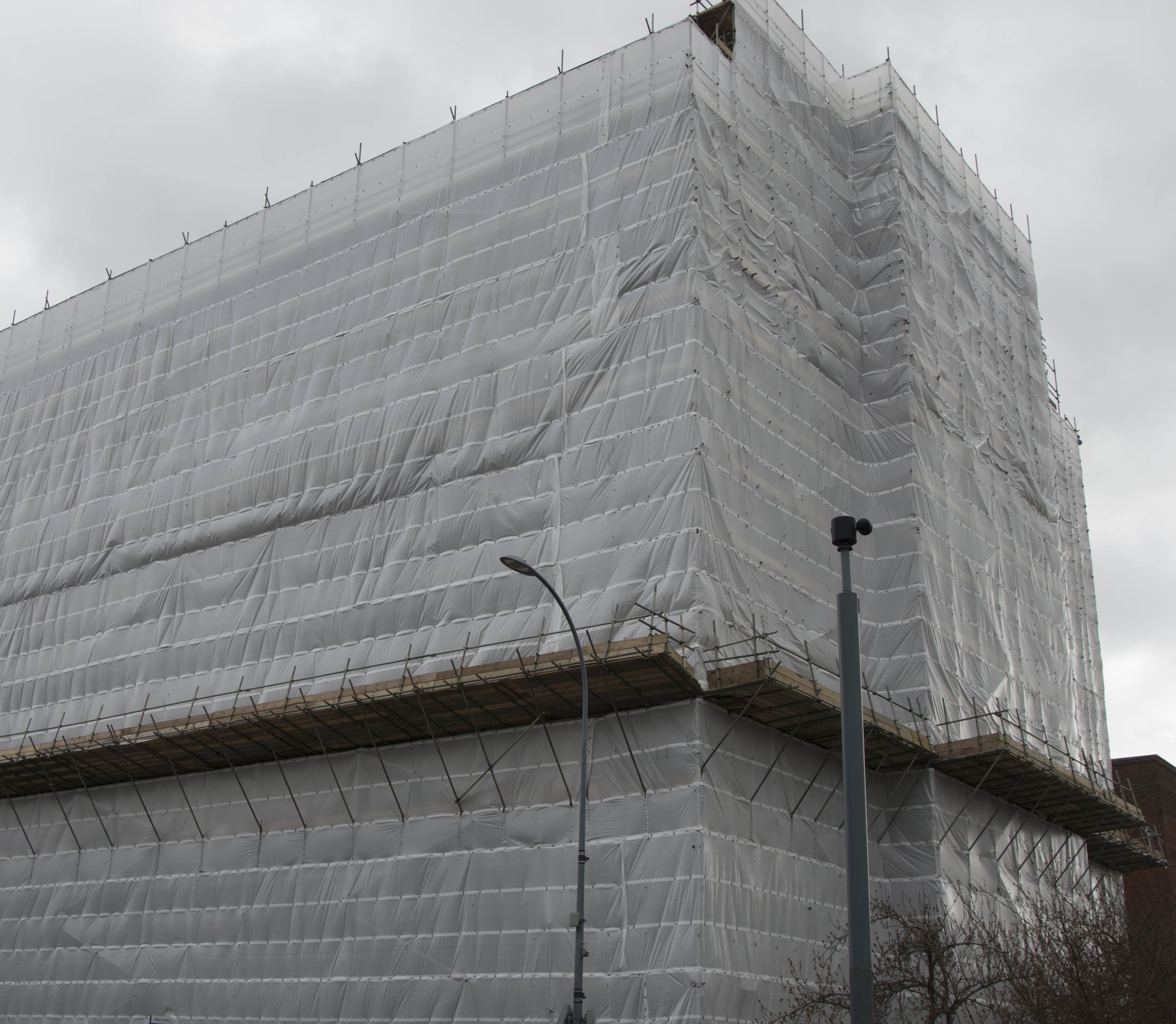 Roll of BIGBEN® Superclad® Fire Retardant Scaffold Sheeting